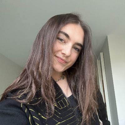 Looking for a room from March 19th for 1 mont... Main Photo