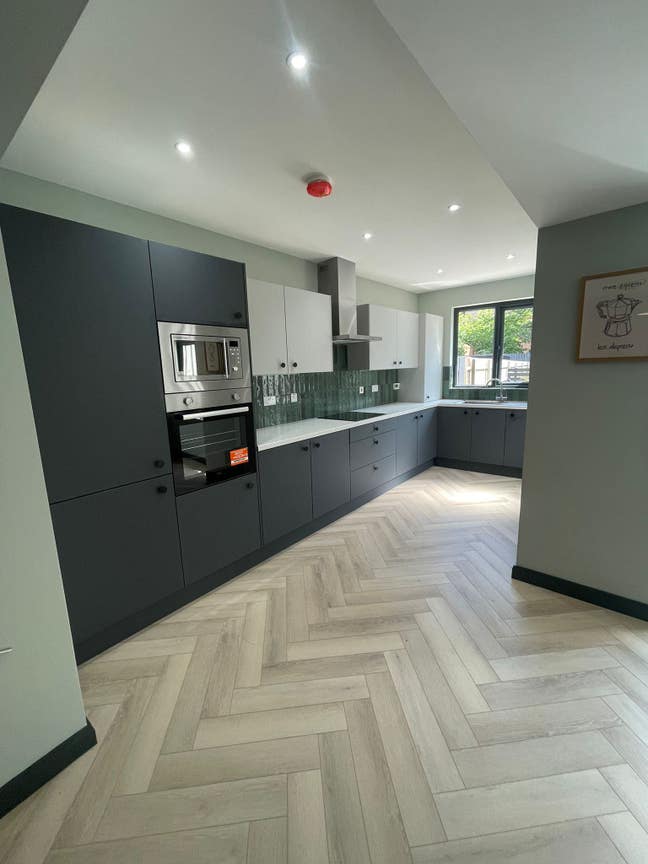 Stunning New HMO - 1 Room Available Mid Sept 2025 Main Photo