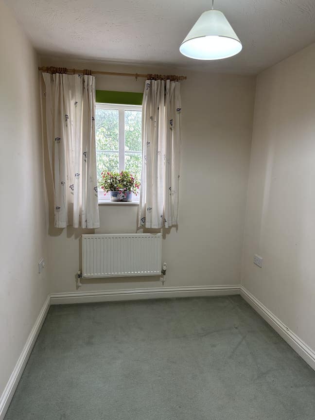 Room to Rent in Carterton  Main Photo