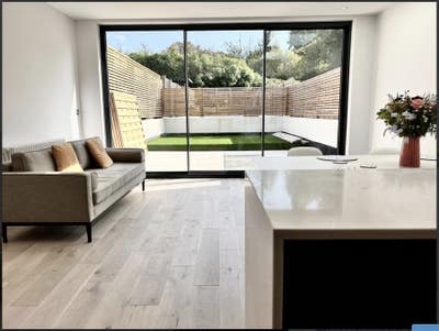 Unique bright large 3 bed garden flat. Main Photo