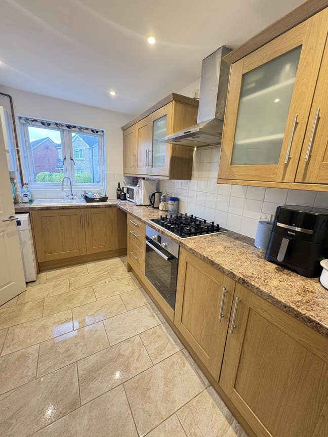 Stunning&Spacious Rooms with en-suite(inc bills) Main Photo