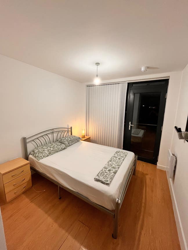 Double Room - 10 Mins Walk from Spinningfields Main Photo