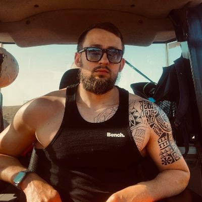 Looking for room Main Photo