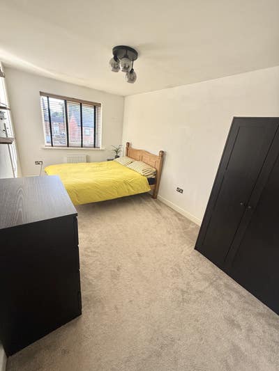 Ancoats Edge: Large En-Suite Double Room & Parking Main Photo