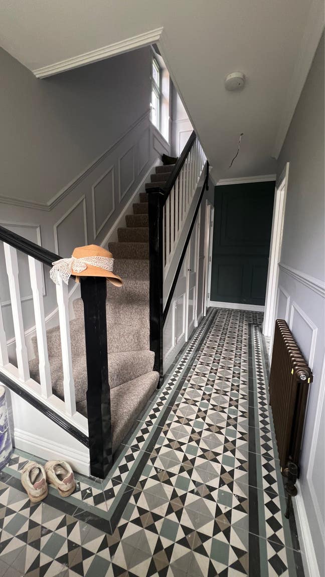 Bathwick New Decorated En-suit Loft Room Main Photo