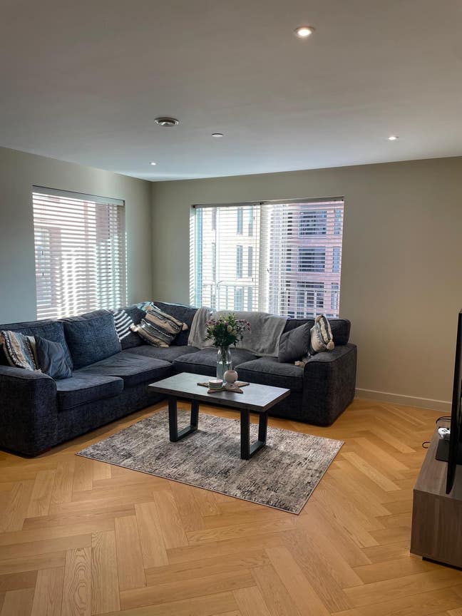 1 bedroom in a city centre flat available  Main Photo