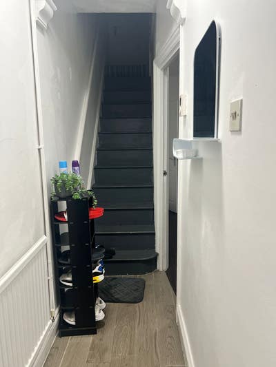 Single room available for rent  Main Photo