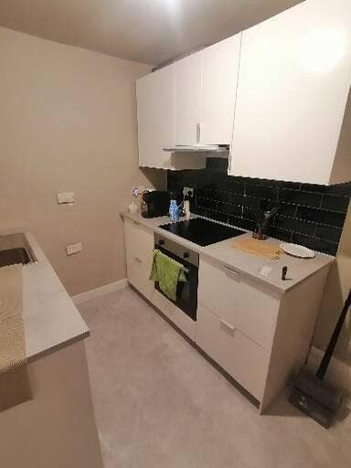 Good size room in Levenshulme Main Photo