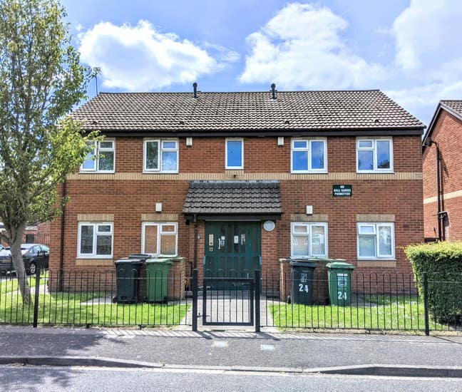 2 bed private flat in the center H'pool £350pcm Main Photo
