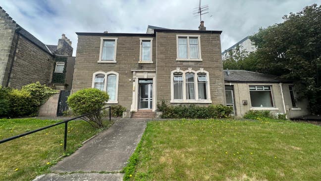 1 Flatmate Required ( Close to University) Main Photo