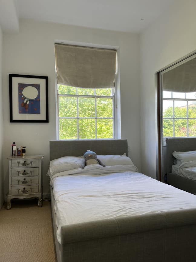 Room available in an amazing space Main Photo