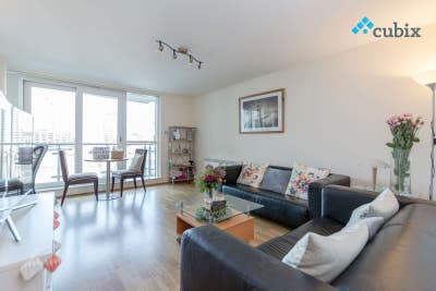 1 Bedroom Flat to Rent in SW8 With River Views Main Photo