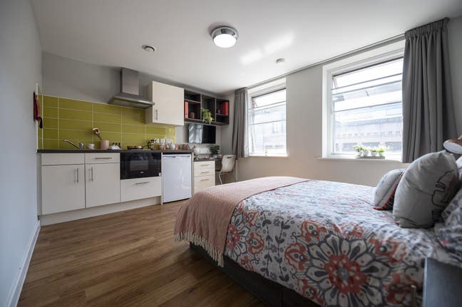 Studio Apartment | Liverpool City Centre Main Photo