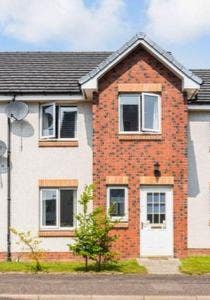 1 double room available in a terrace house  Main Photo