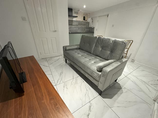 Feel like one bedroom flat near Folkestone Centre Main Photo