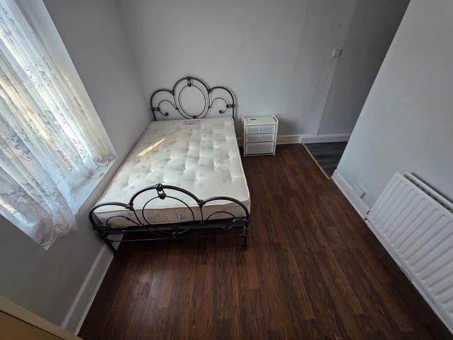 🛏️ Double Room for Single Use - Willesden Green Main Photo
