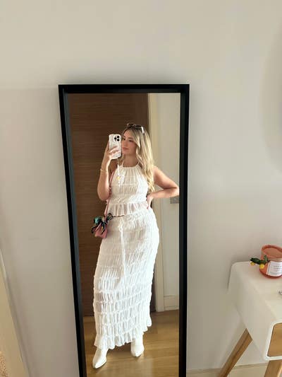 Female seeking en-suite room Main Photo