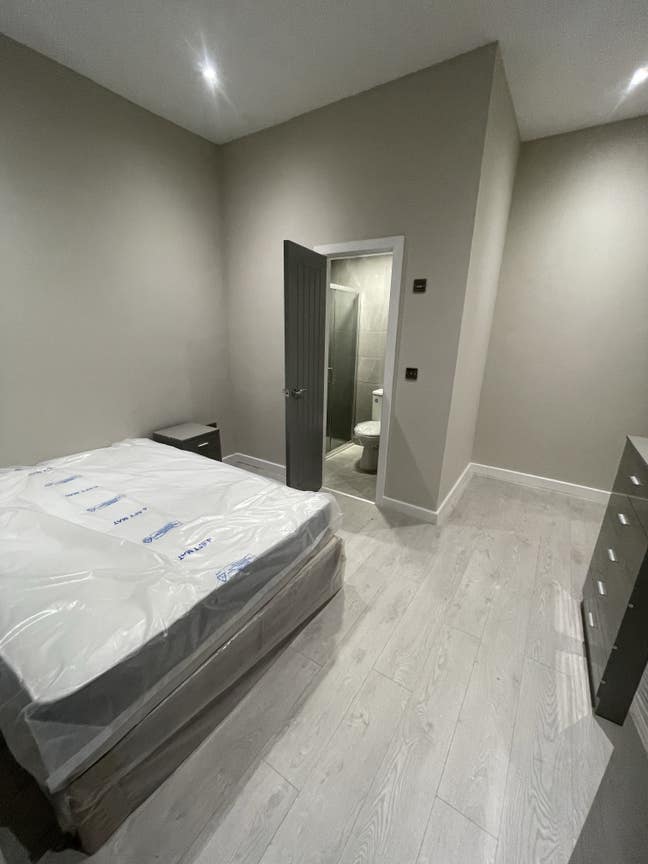 🚨£100 off Rent & No Deposit🚨Luxury En-Suite Room🚨 Main Photo