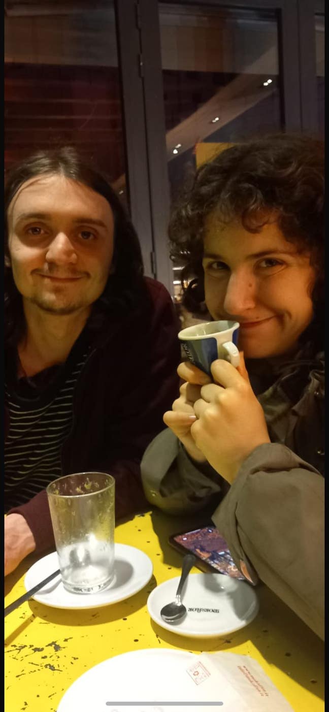 Looking for room in flatshare for 1 month Main Photo