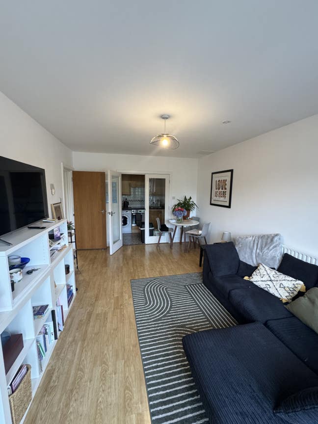 Beautiful double room w/own bathroom in Richmond  Main Photo