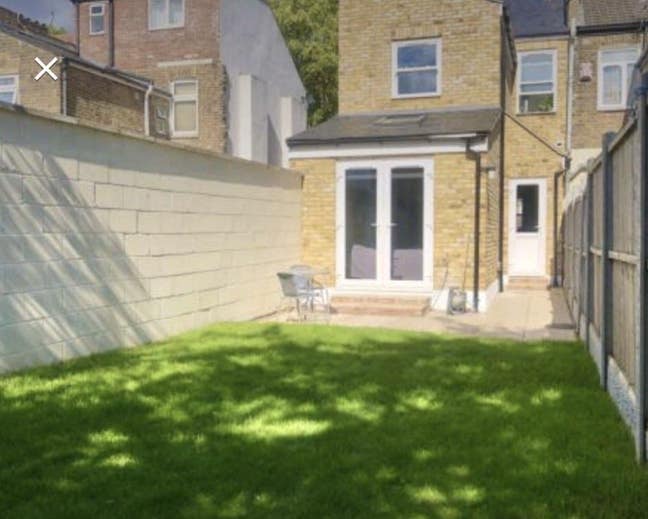 Double Room with Garden Main Photo