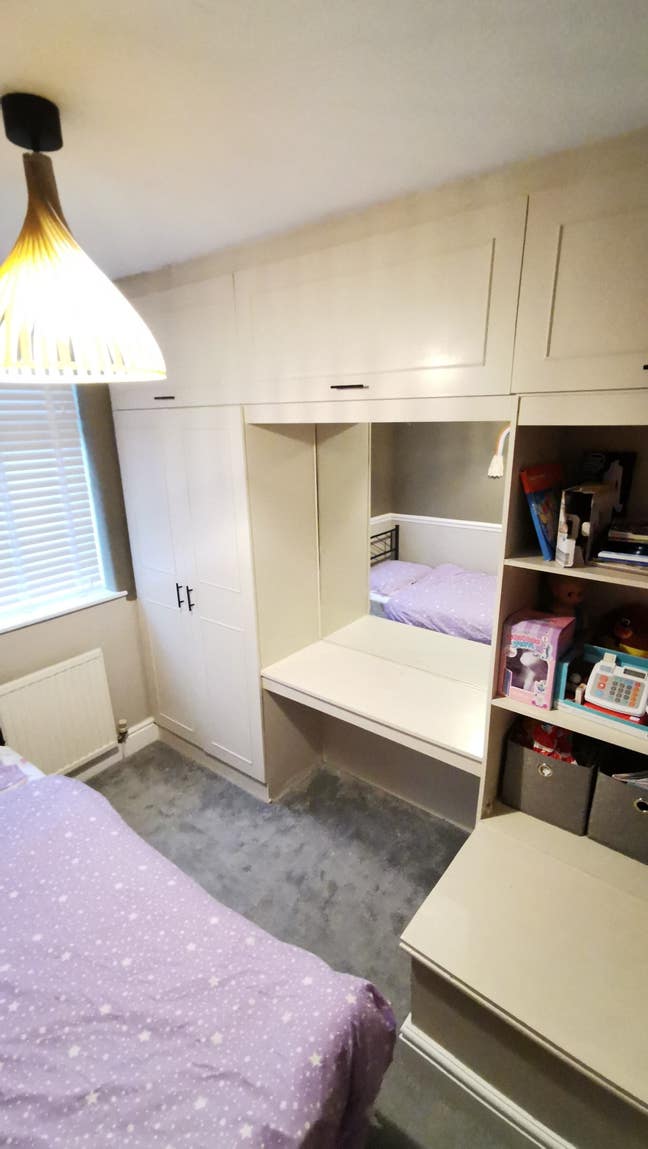 One Single Room Available  Main Photo