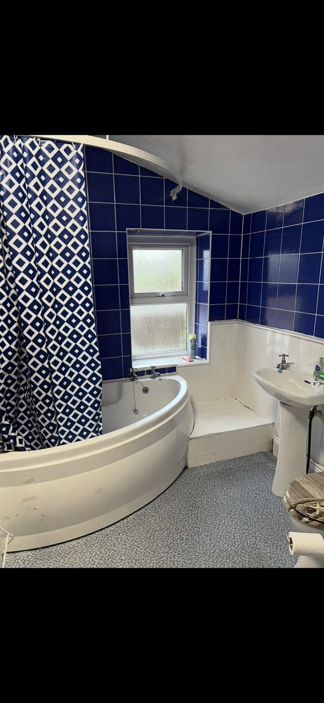 Double room available  Main Photo