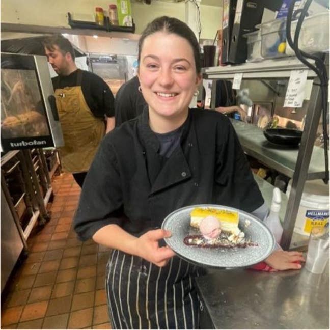Professional Chef looking for room in house-share Main Photo