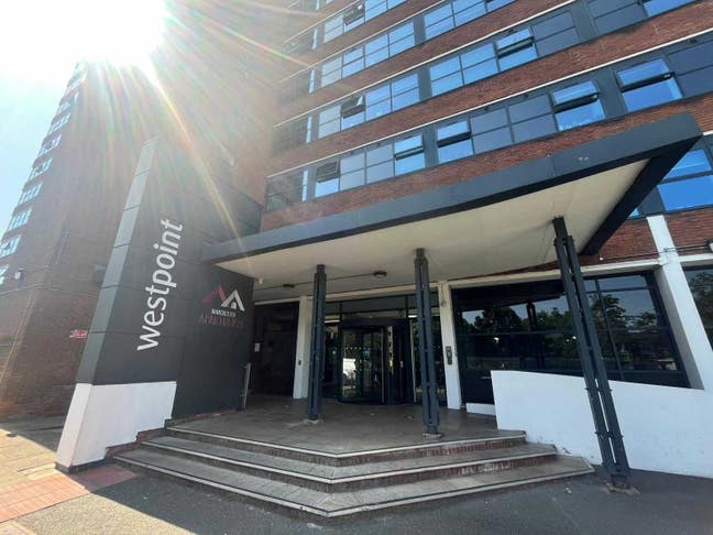 Old Trafford, Manchester - 1 Bedroom Flat Main Photo