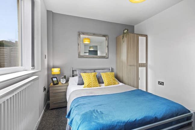 Newly refurbished house now available  Main Photo
