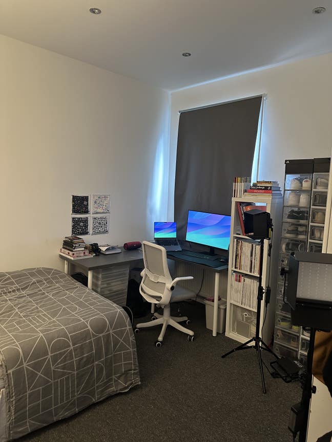 Double Room in a shared apartment  Main Photo