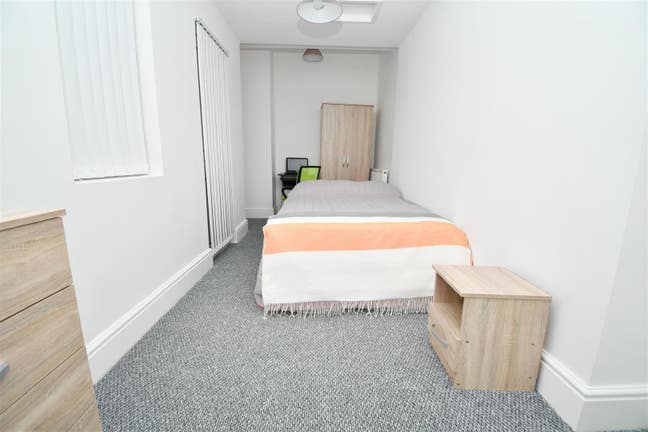 Fantastic Fully Furnished House Share!!! Main Photo