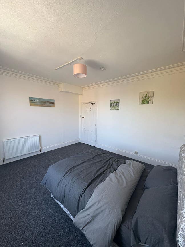 **UC/DSS OVER 35's Accommodation. Move in for £0** Main Photo