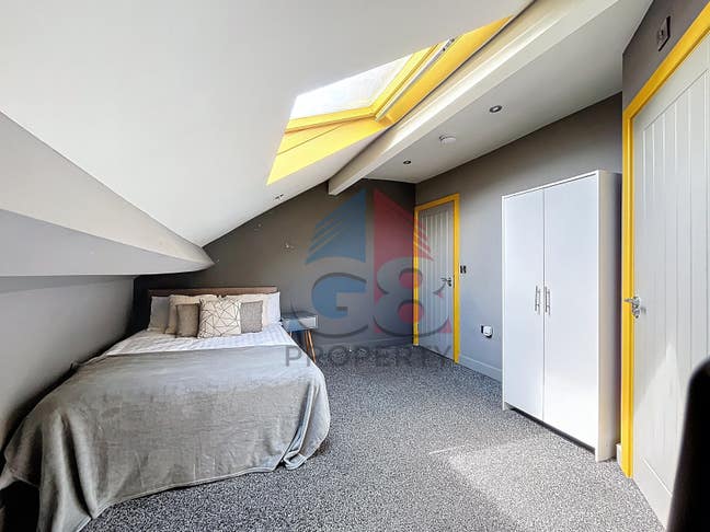 Modern En Suite Rooms- Hopwood St, Barnsley Main Photo