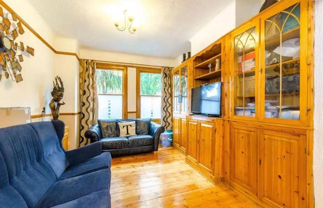 3 bedroom house for rent in Wood Green Main Photo