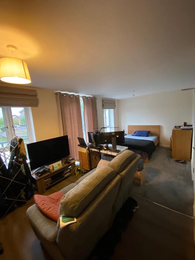 Extra Large Double en suite room with balcony  Main Photo