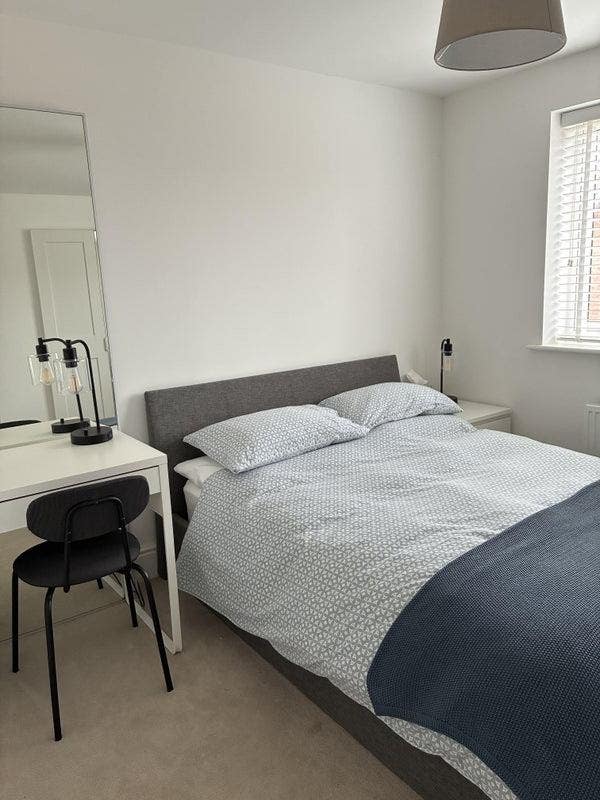Double Room with own Bathroom Main Photo