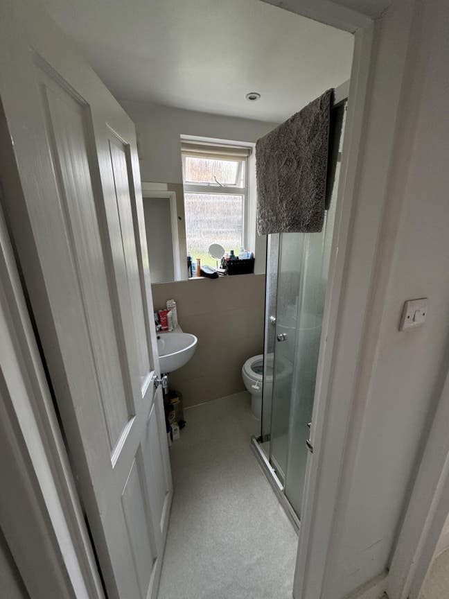 Room in Fulham available in Oct Main Photo