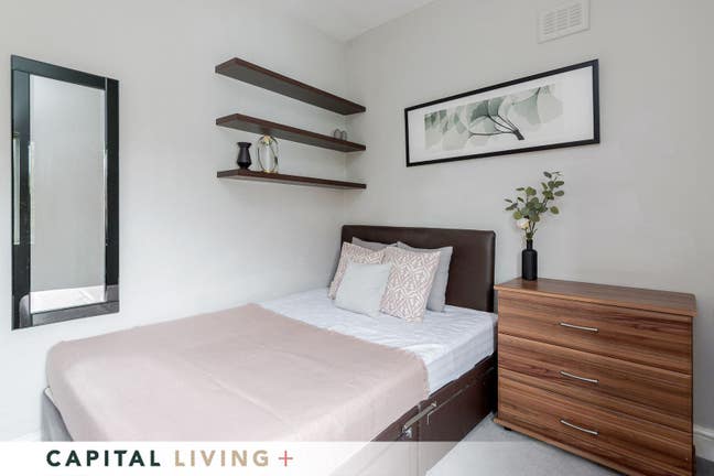 Lovely Double Bedroom – SW6 Fulham Main Photo