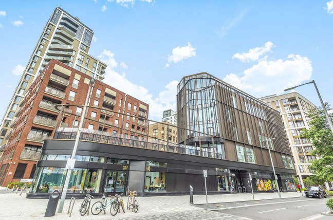 1 EnSuite Available*4Bed Duplex in North Greenwich Main Photo
