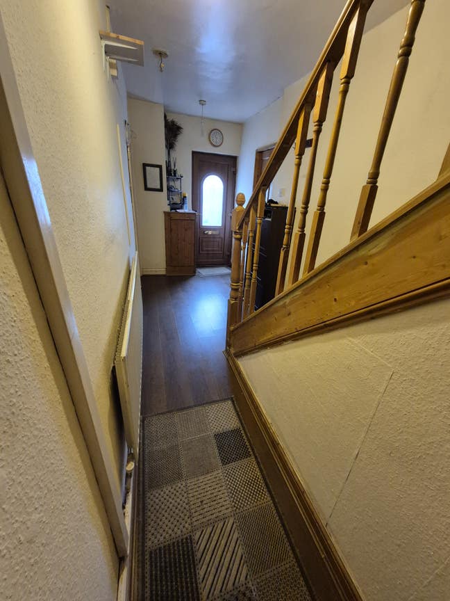  Single  Room  in  shared  house - professionals preferred Main Photo