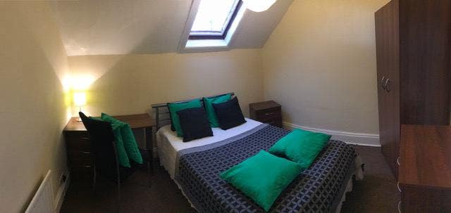 House share close to Heaton Park Main Photo