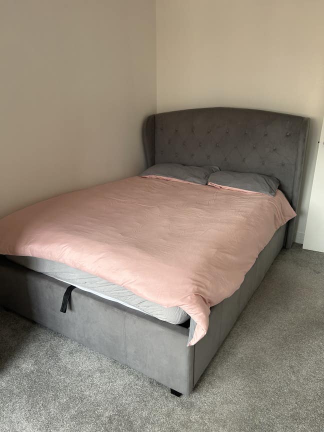 Double bedroom for single occupancy Main Photo