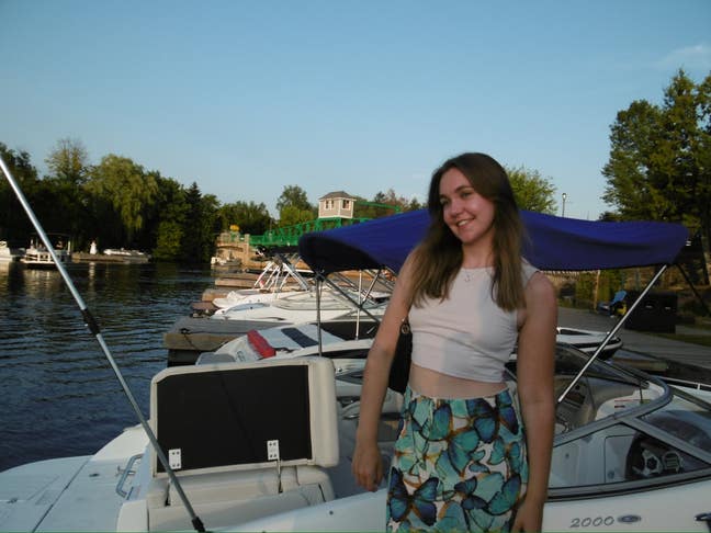 Young professional looking for room from August Main Photo