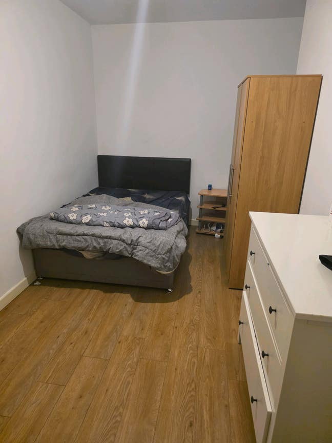 1 BHK Room available near city centre  Main Photo