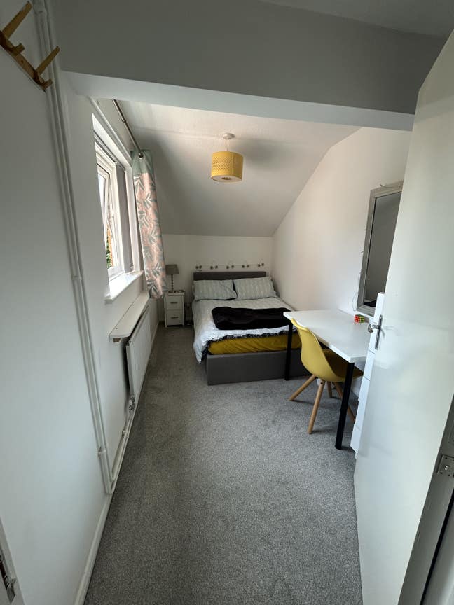 Cosy double room, furnished  Main Photo