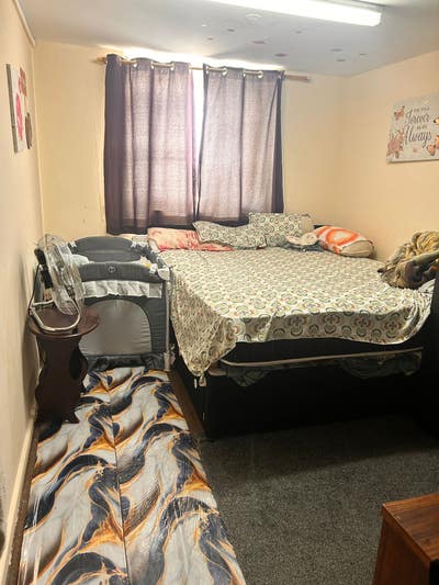 2 Bedroom flat to rent 2 min walk FELTHAM Station Main Photo