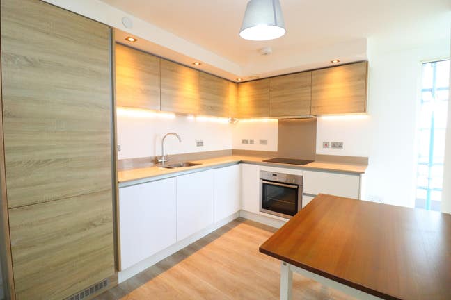 Brand New Rooms Available – Edgware, 2 Min to Tube Main Photo