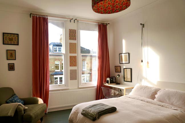Fabulous, spacious room in friendly house Main Photo