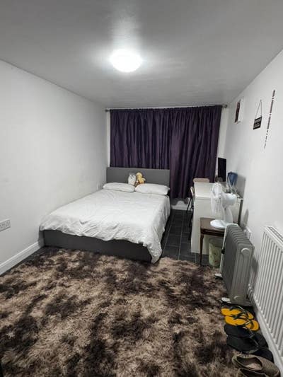 Studio for rent Main Photo